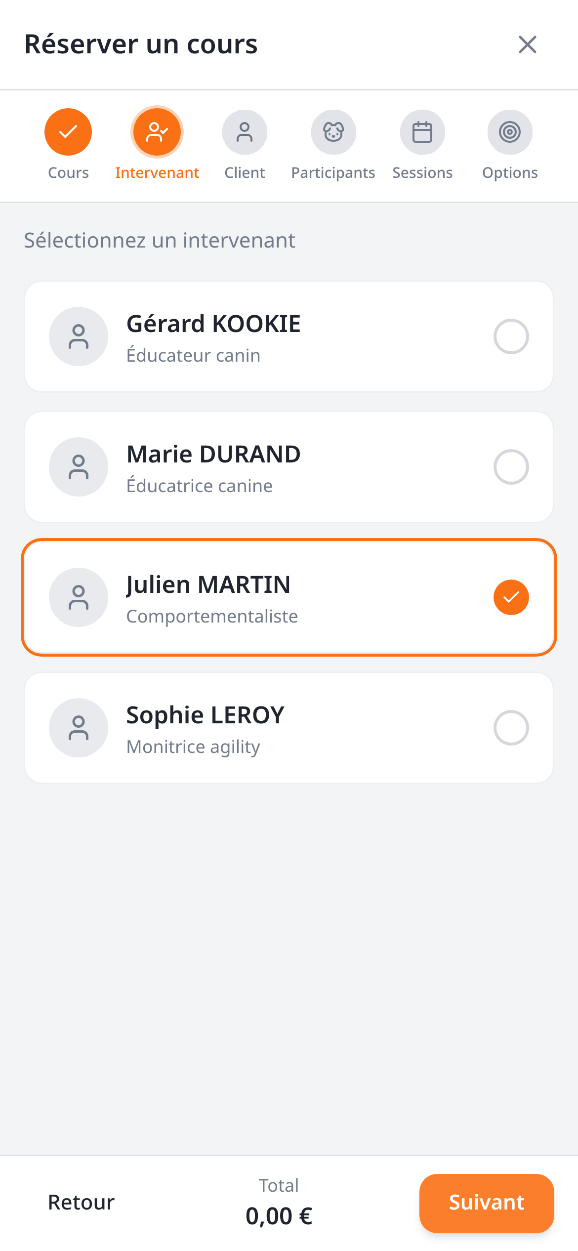 Sélection de l'intervenant dans l'assistant mobile